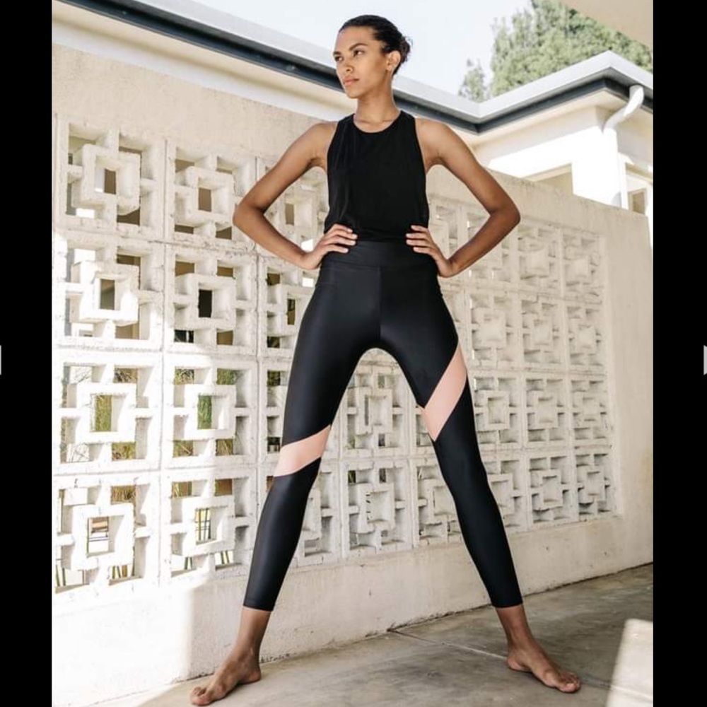 Moral high-rise leggings in black rose quartz | Size M